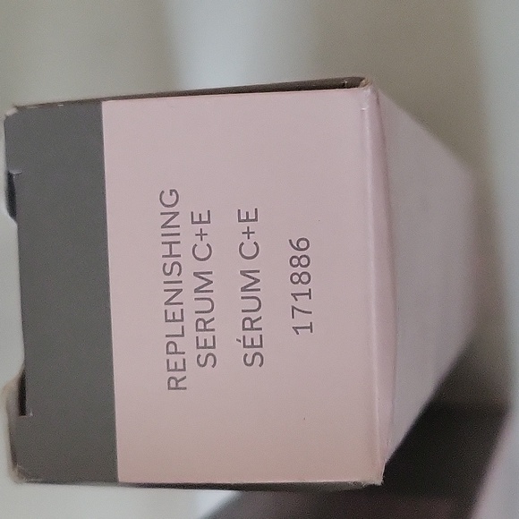 Mary kay Timewise - Picture 9 of 9